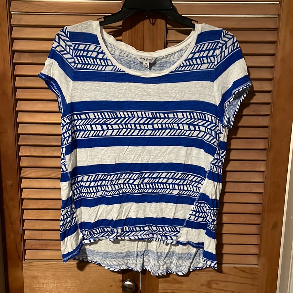 lucky brand blue and white shirt, size M